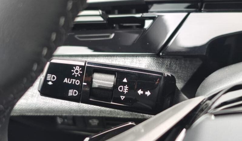 Peugeot 3008 Allure Hybrid / Dispo 08/2026 complet