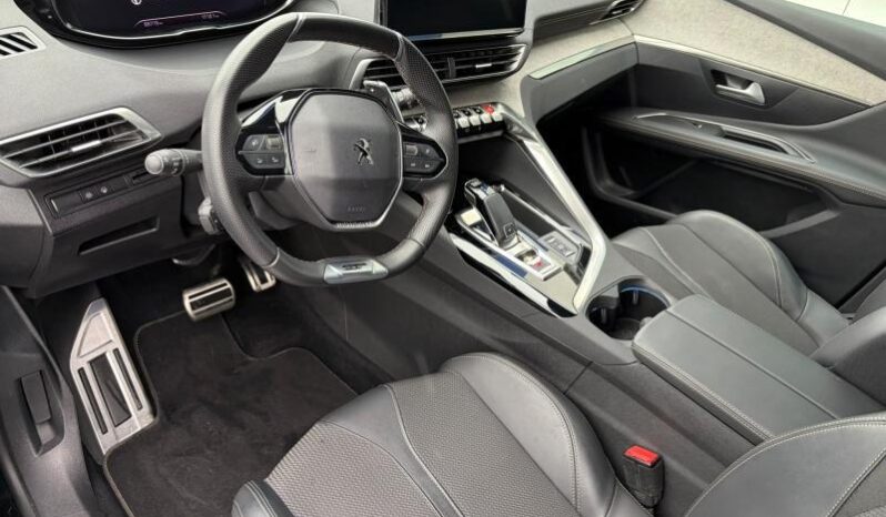 Peugeot 3008 GT / EAT8 / Toit ouvrant complet