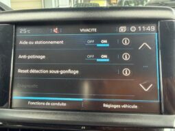 Peugeot 208 Tech Editio  / EAT6 / 110ch complet