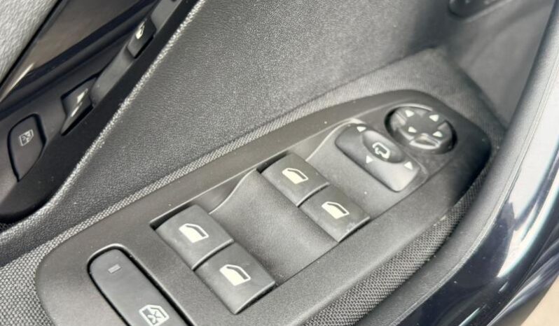 Peugeot 208 Tech Editio  / EAT6 / 110ch complet