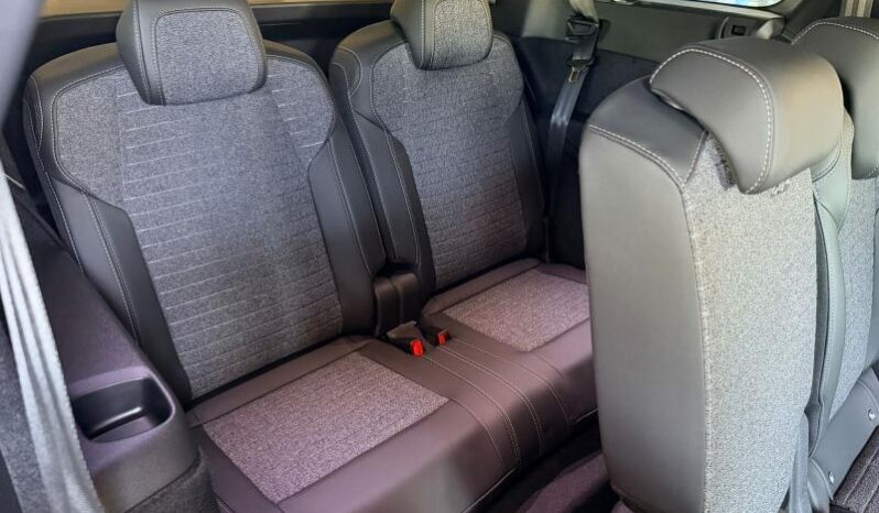Peugeot 5008 ALLURE / Dispo 09/2026 complet