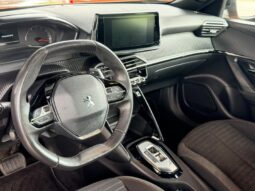 Peugeot 2008 Active Pack / EAT8 complet