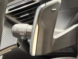 Peugeot 2008 GT / EAT8 / 1.5 BlueHDi / Pano complet