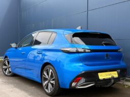Peugeot 308 Allure / 1.5 BlueHDi / Carplay complet
