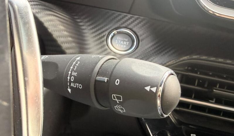 Peugeot 2008 GT / EAT8 / 1.5 BlueHDi / Pano complet