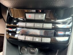 Peugeot 208 Tech Editio  / EAT6 / 110ch complet