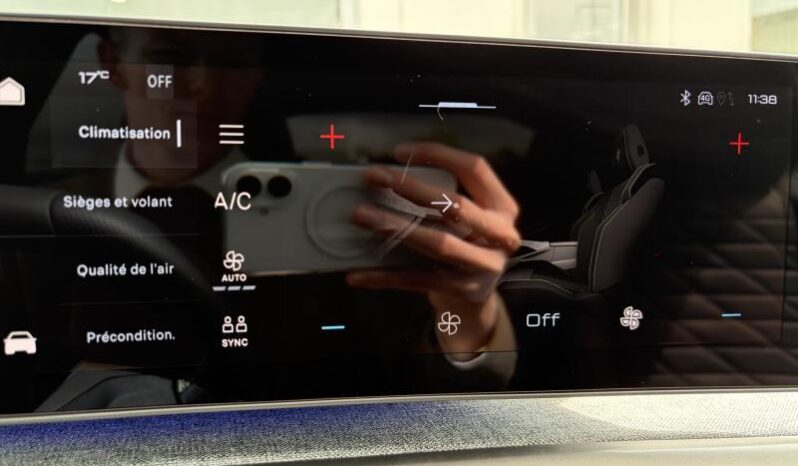 Peugeot 3008 GT Exclusive / Dual Motor AWD 325 ch complet