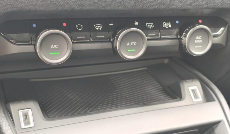 Citroen C4 COLLECTION – Dispo 09/2026 complet