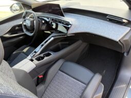 Peugeot 5008 Allure / Hybrid / E-DSC6 complet
