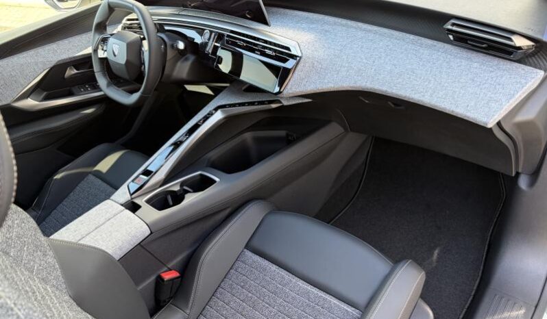 Peugeot 5008 Allure / Hybrid / E-DSC6 complet