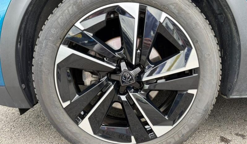 Peugeot 408 Allure / Jantes 17 / EAT8 complet