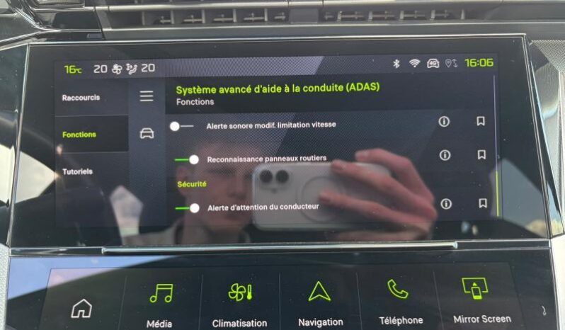 Peugeot 308 GT / EAT8 / Carplay complet