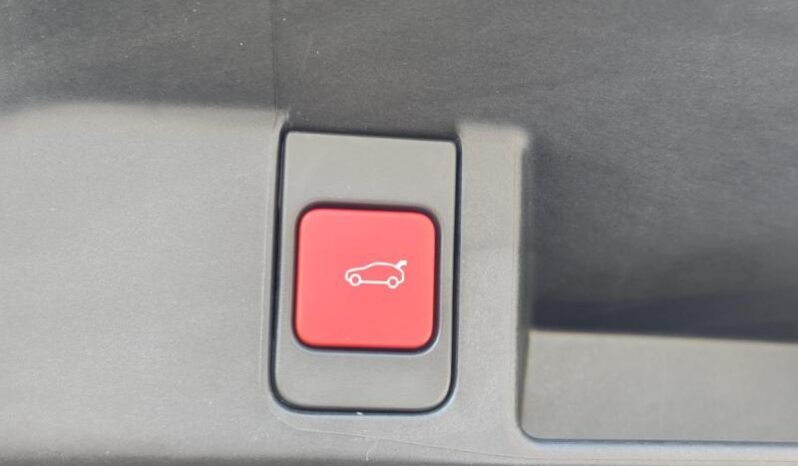 DS Automobiles N°8 PALLAS 74 KWH complet