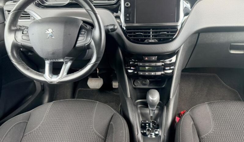 Peugeot 208 Tech Editio  / EAT6 / 110ch complet