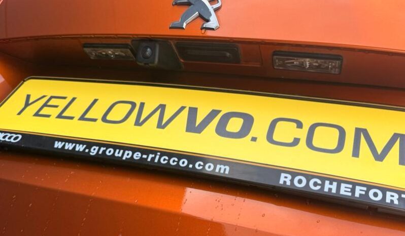 Peugeot 2008 GT / EAT8 / 1.5 BlueHDi / Pano complet