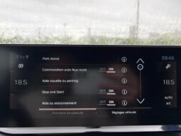 Peugeot 3008 GT / EAT8 / Toit ouvrant complet