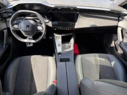 Peugeot 308 GT / EAT8 / Carplay complet