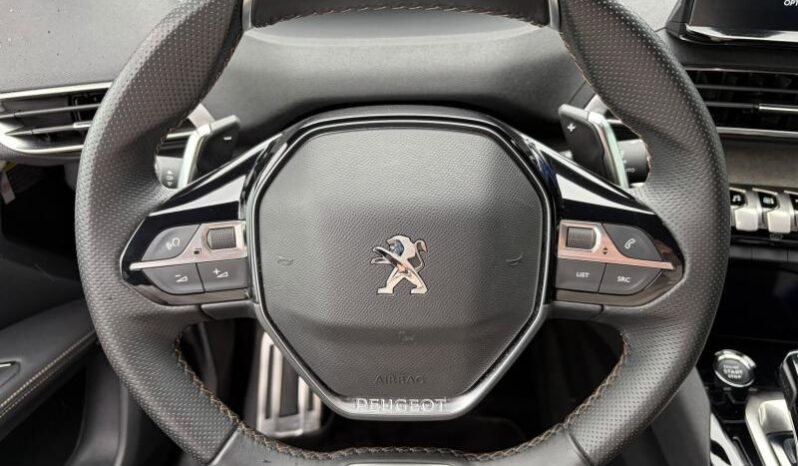 Peugeot 3008 GT / EAT8 / Toit ouvrant complet