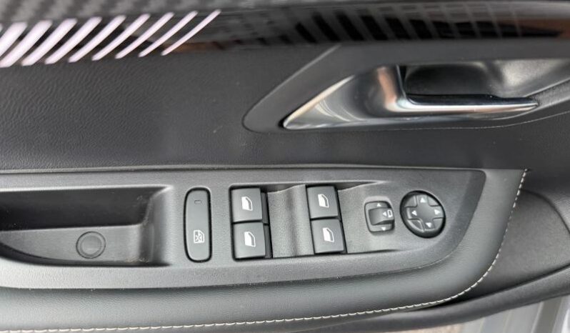 Peugeot 208 Allure / GPS / Caméra complet