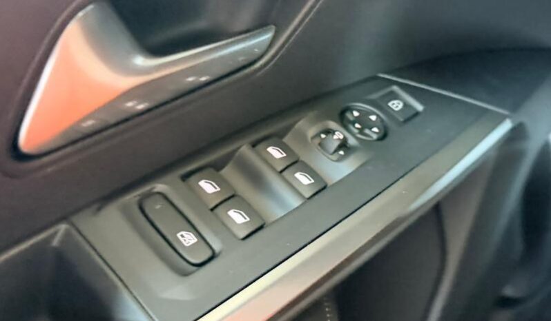 Peugeot 5008 ALLURE / Dispo 09/2026 complet