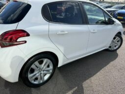 Peugeot 208 Style / 82ch complet
