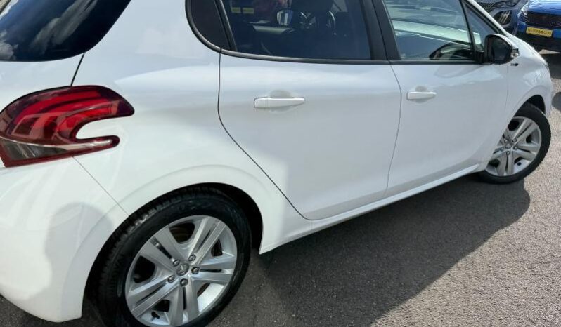Peugeot 208 Style / 82ch complet