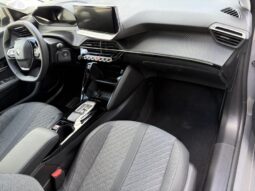 Peugeot 208 Allure Hybrid complet