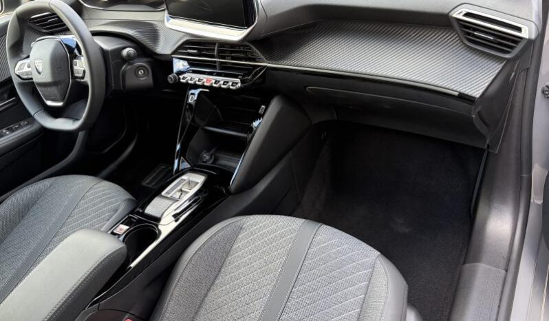 Peugeot 208 Allure Hybrid complet