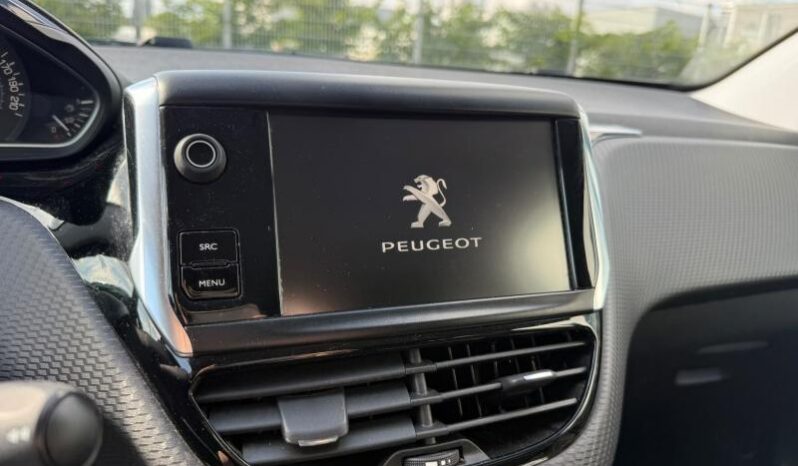Peugeot 208 Style / 82ch complet