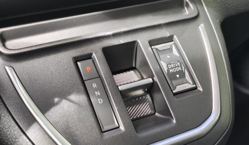 Peugeot Expert Taille M / Dispo 08/2026 complet