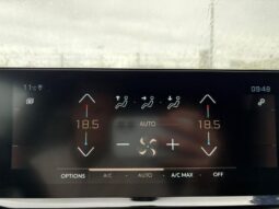 Peugeot 3008 GT / EAT8 / Toit ouvrant complet