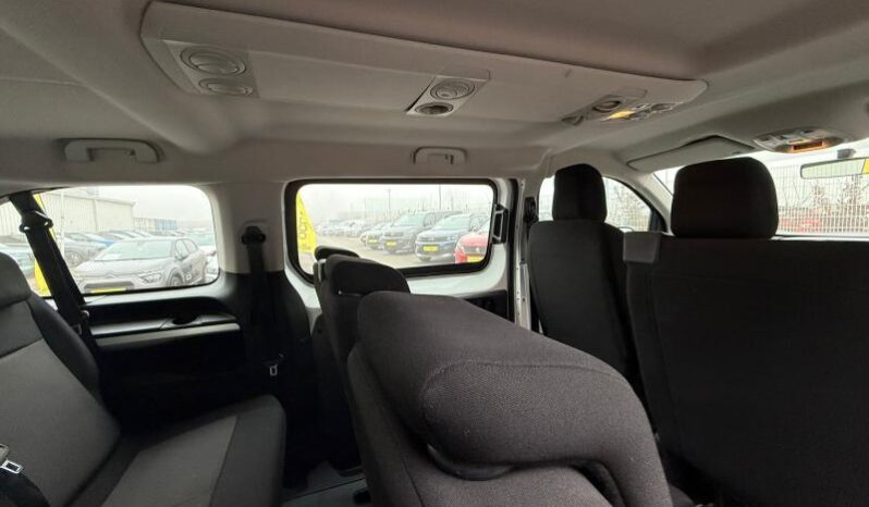 Peugeot Traveller Expert / 9 places / Caméra complet