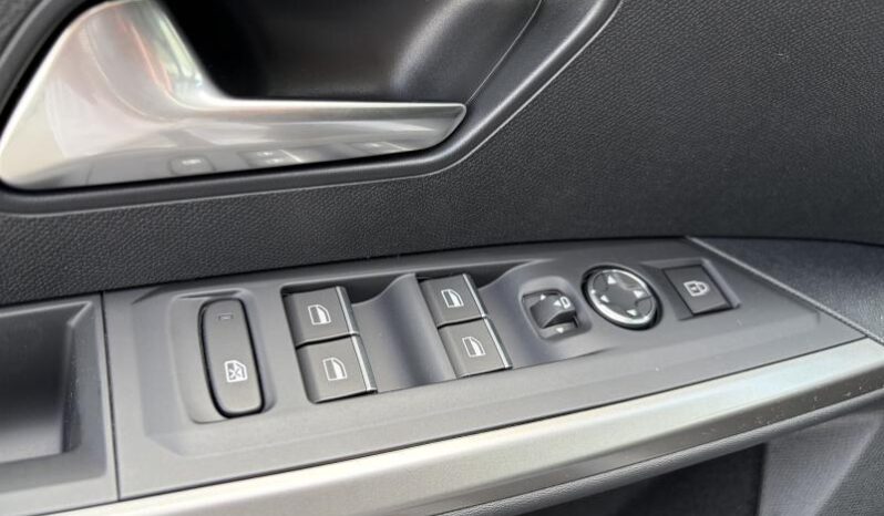 Peugeot 3008 GT Exclusive / Dual Motor AWD 325 ch complet