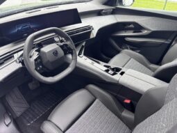 Peugeot 3008 E-3008 ALLURE BUSINESS / 213 ch complet