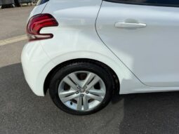 Peugeot 208 Style / 82ch complet