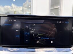 Peugeot 208 Allure Hybrid complet