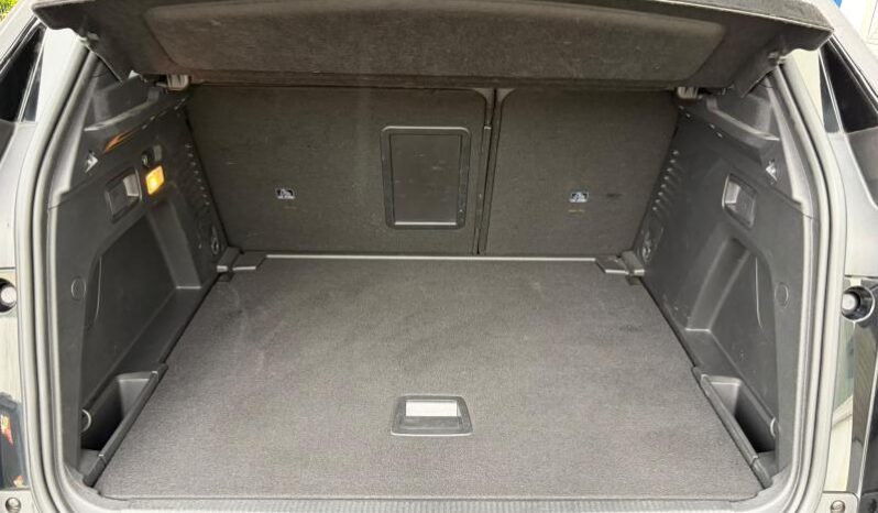 Peugeot 3008 GT / EAT8 / Toit ouvrant complet