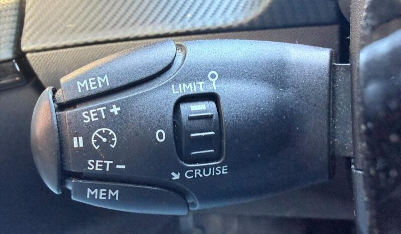 Peugeot 208 Allure / Caméra / GPS complet