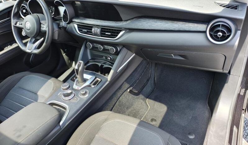 Alfa Romeo Stelvio Super / AT8 / 2.2 JTD complet