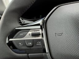 Peugeot 408 Allure / Jantes 17 / EAT8 complet