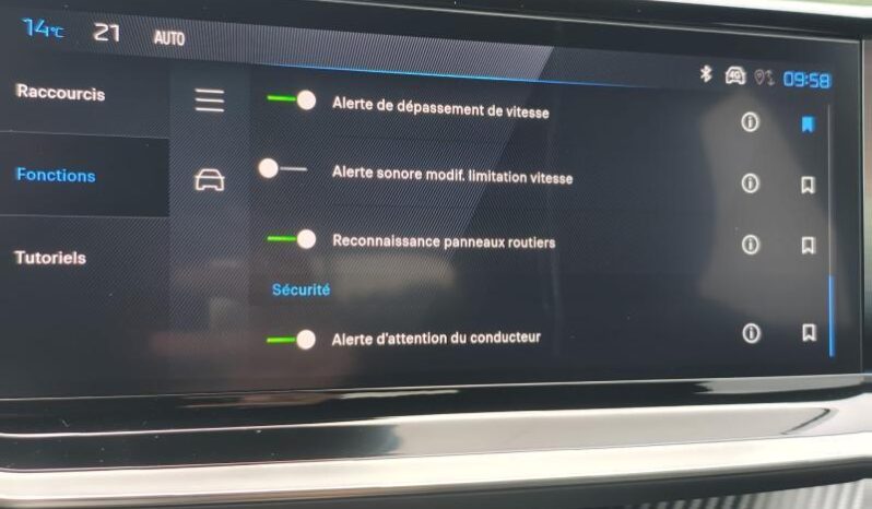 Peugeot 2008 Allure / Dispo 08/2026 complet