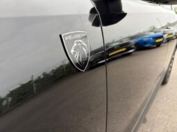 Peugeot 5008 GT complet