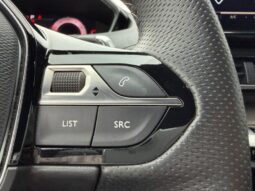 Peugeot 3008 GT / EAT8 / Toit ouvrant complet