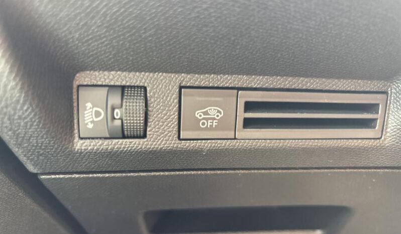Peugeot 5008 ALLURE / Hybride 145 CH complet