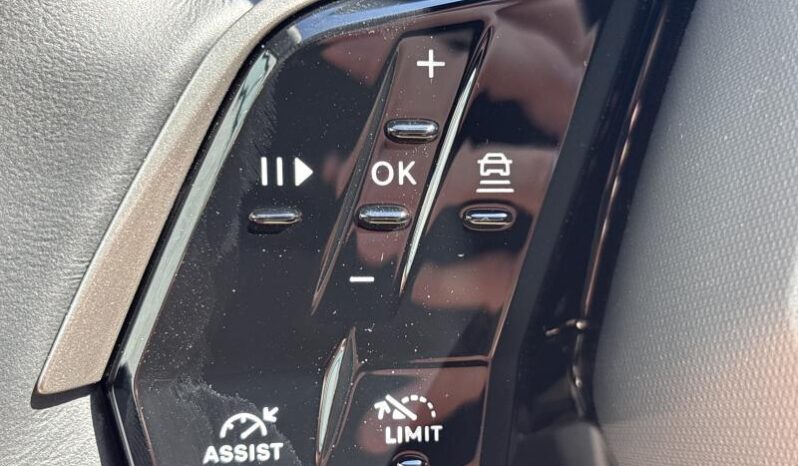 Peugeot 5008 ALLURE / Hybride 145 CH complet