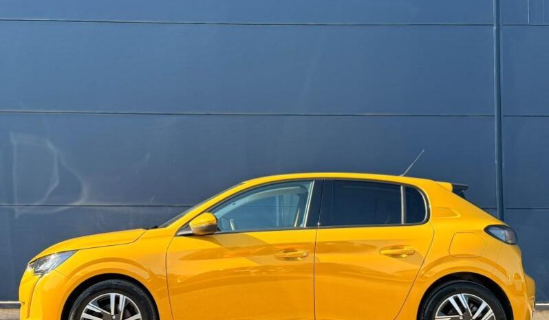 Peugeot 208 Allure / Caméra / GPS complet