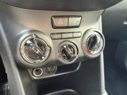 Peugeot 208 Style / 82ch complet