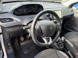Peugeot 208 Style / 82ch complet