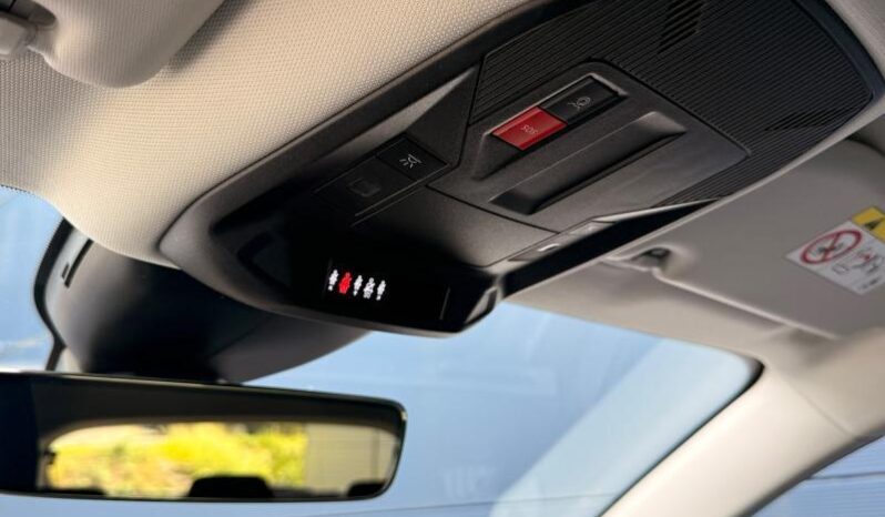 Peugeot 308 Allure / 1.5 BlueHDi / Carplay complet