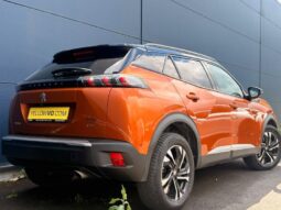 Peugeot 2008 GT / EAT8 / 1.5 BlueHDi / Pano complet